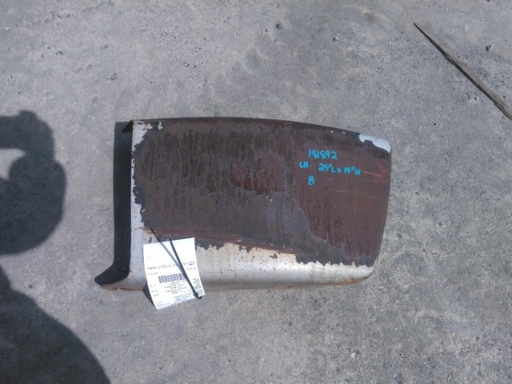 For 2010 FREIGHTLINER M2 106 BUMPER END Left ,  MD