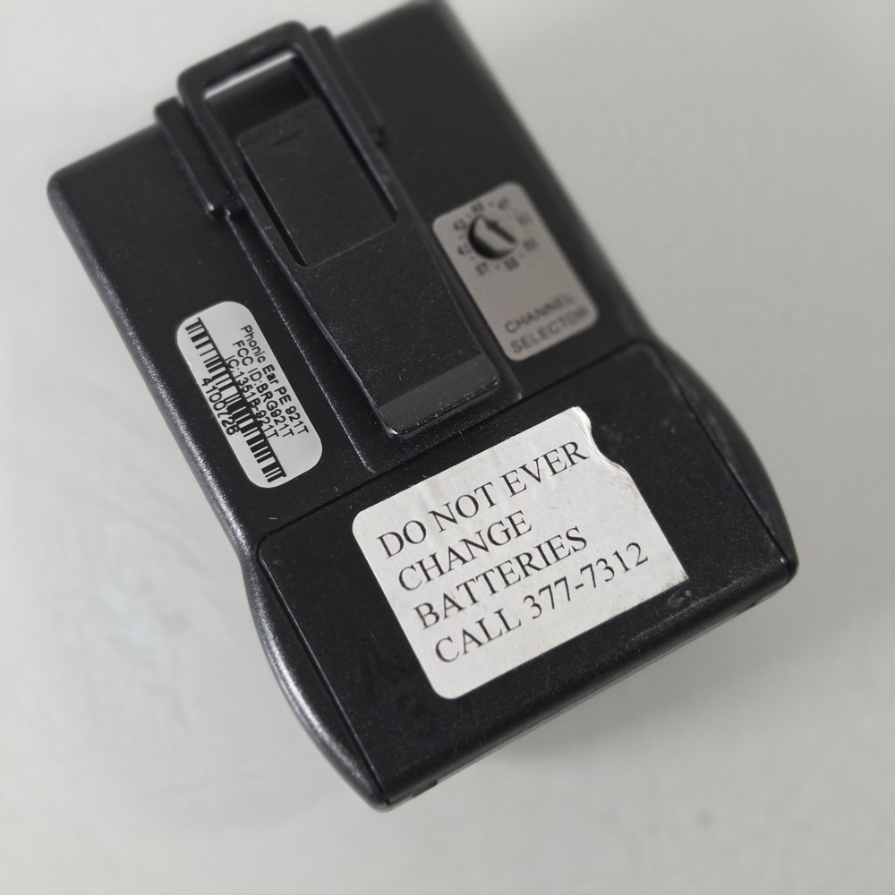 LOT OF 4 Bodyworn Transmitter 921T Radium 216MHz by Phonic Ear UNTESTED TURNS ON