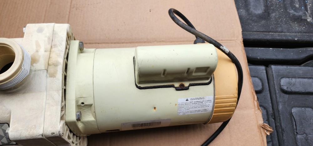 Pentair Superflo 0.94 HP Pool Pump