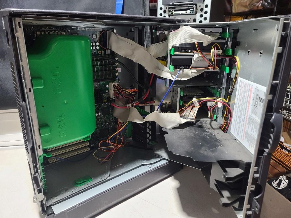 Dell Precision 650 Workstation PC Computer w/Intel Xeon Processor WHL