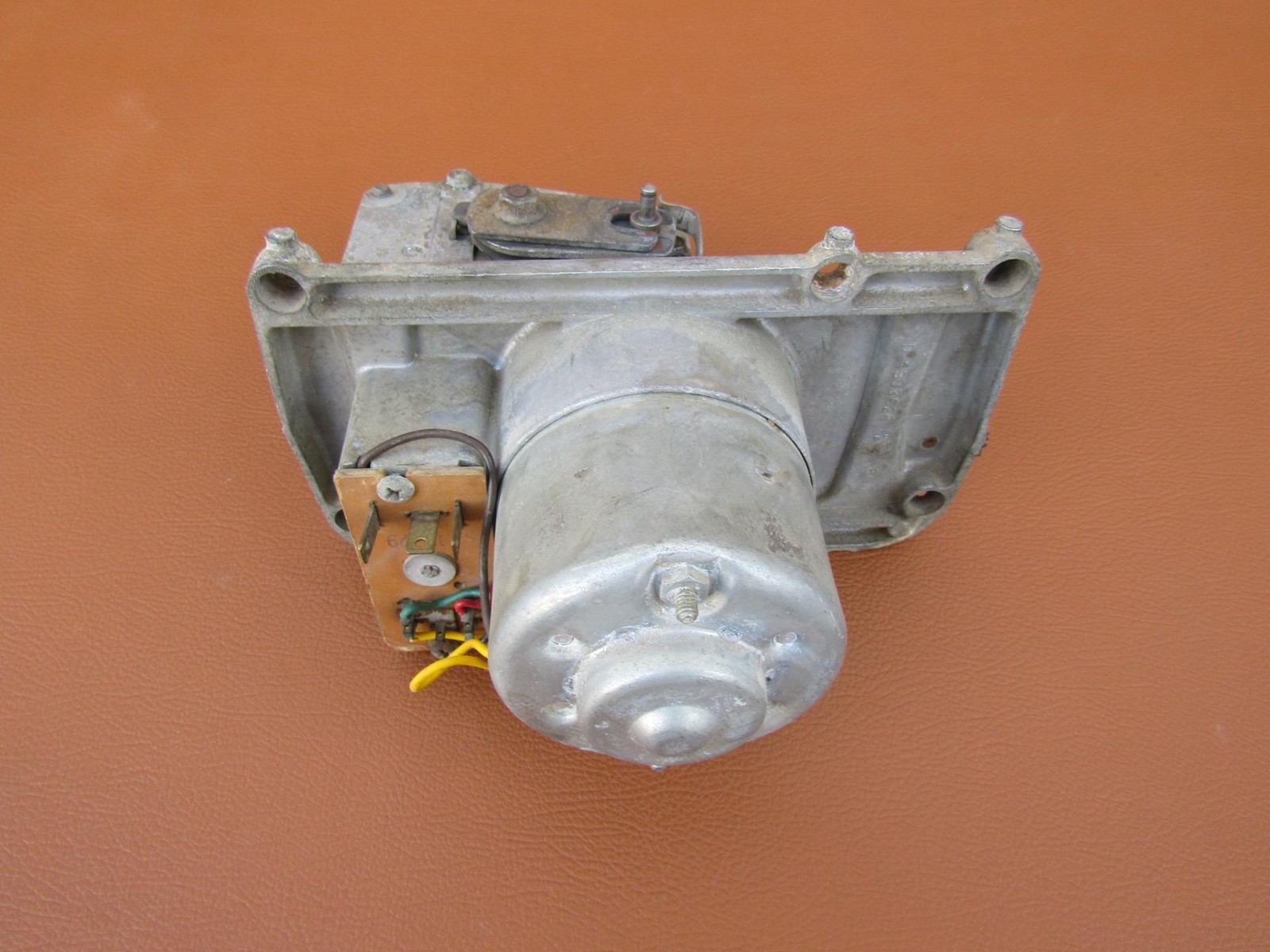 1958-1959 Chevy GMC Truck Nice Orig GM Electric Windshield Wiper Motor 5044306