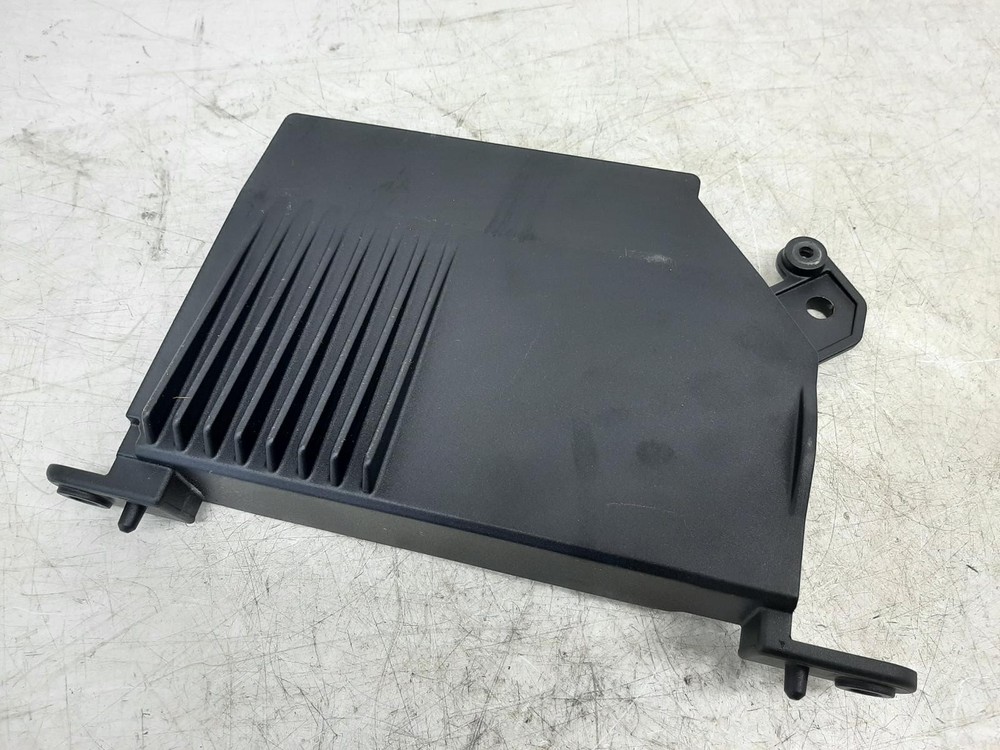 2020 LEVC VN5 AMPLIFIER UNIT