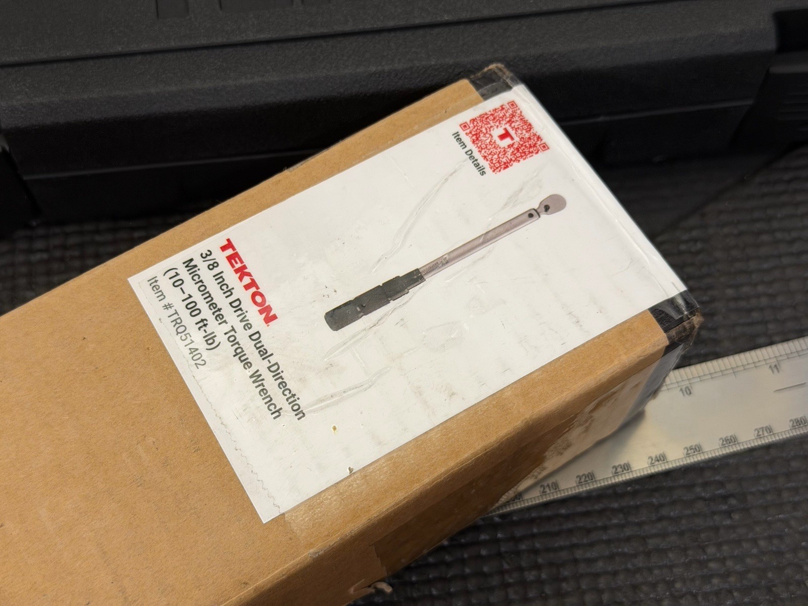 Tekton 3/8” 10-100 ft/lb 90 Tooth Micrometer Torque Wrench - TRQ51402