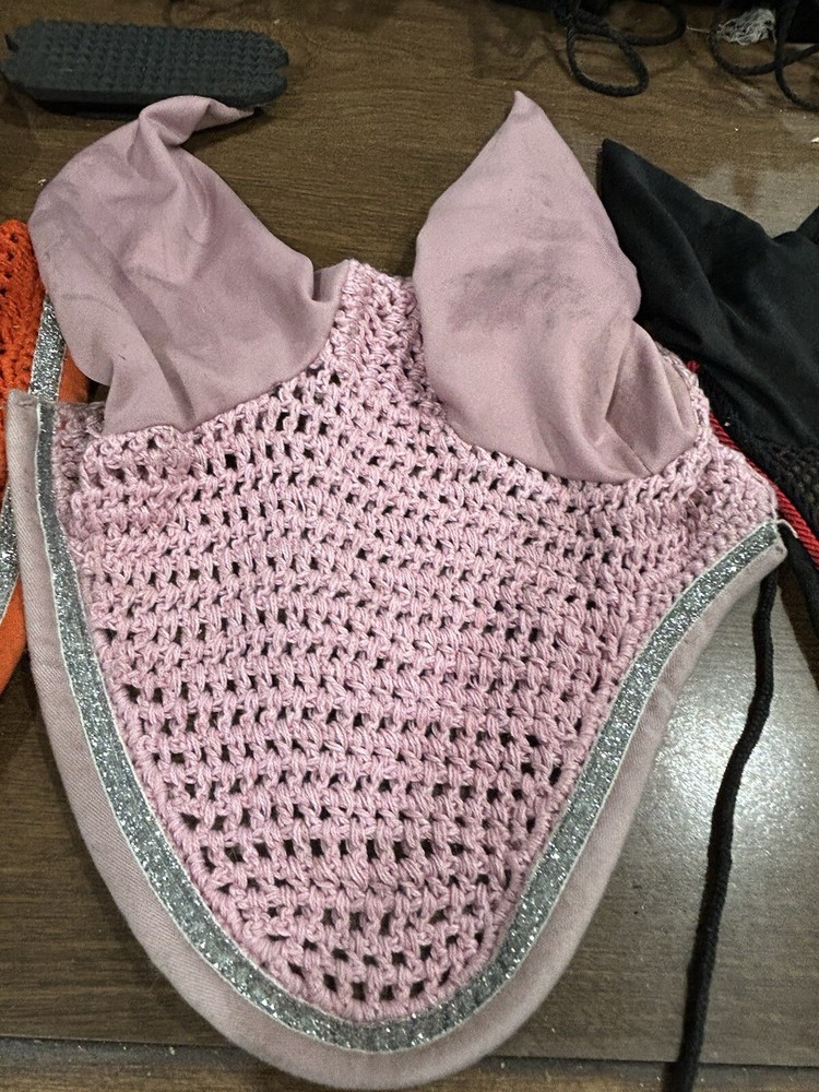 horse ear bonnet