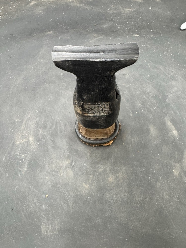 Vintage Blacksmith Anvil Hardy
