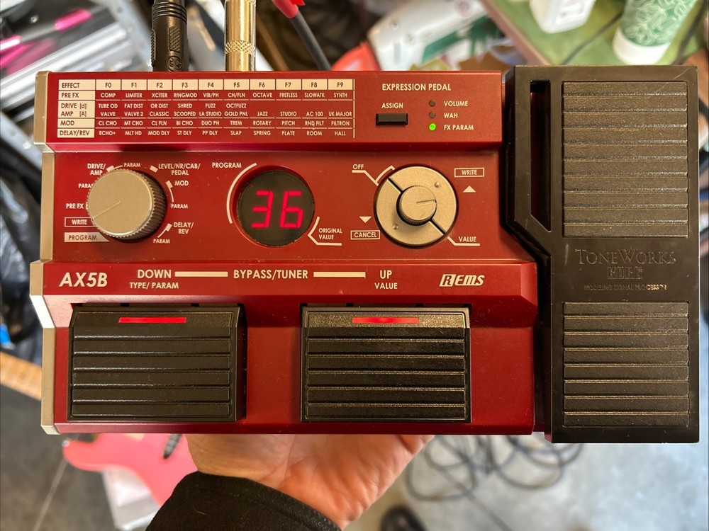 Korg AX5G Multi-Effects Guitar Effect Pedal FX Modeling Signal Processor