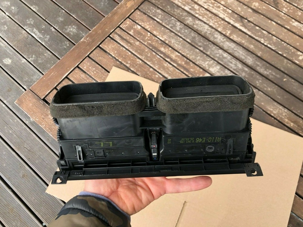 BMW E46 CENTER DASH AIR AC VENT GRILLE