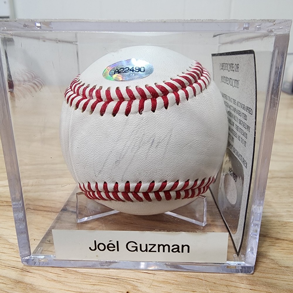 Joel Guzman - Autographed baseball With COA