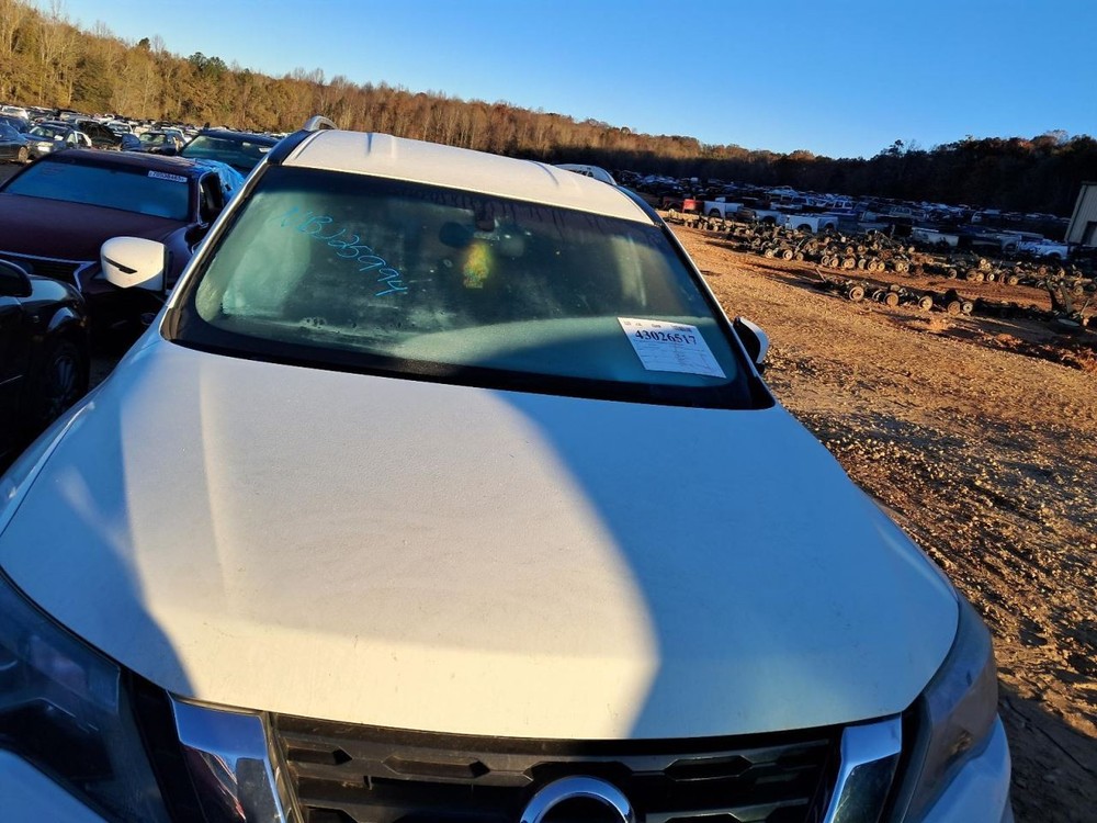 PATHFINDR 2017 Glove Box 4866854