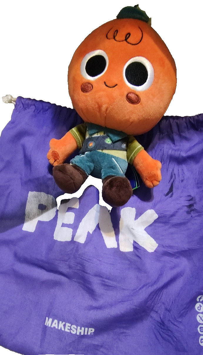NWT Makeship Landfall Aggro Crab Official Peak Scout Plush Figure LE /9065