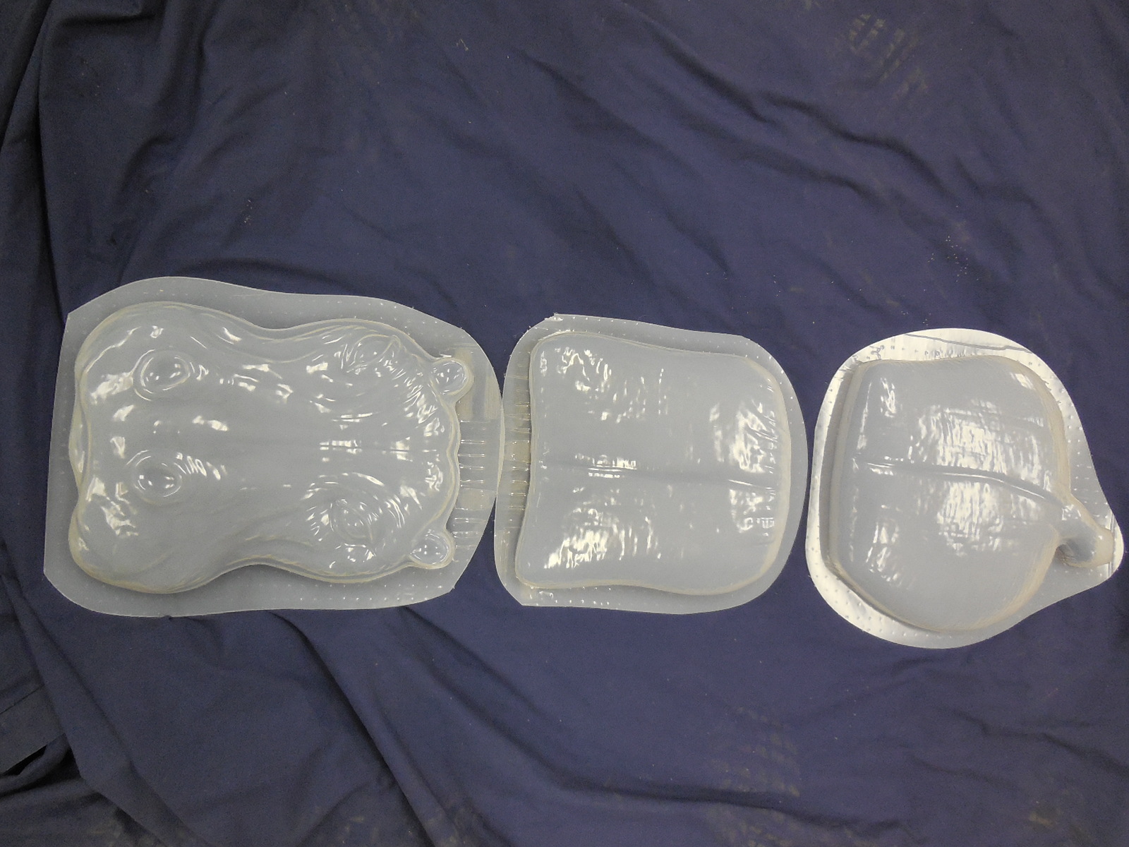 HIPPO STEPPING STONE PLASTER CONCRETE MOLD 7015 Moldcreations