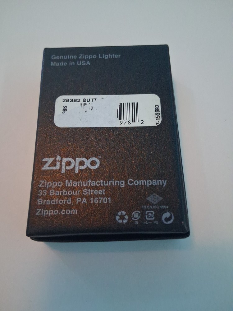 Zippo Painted Butterfly Chrome Lighter - Unfired