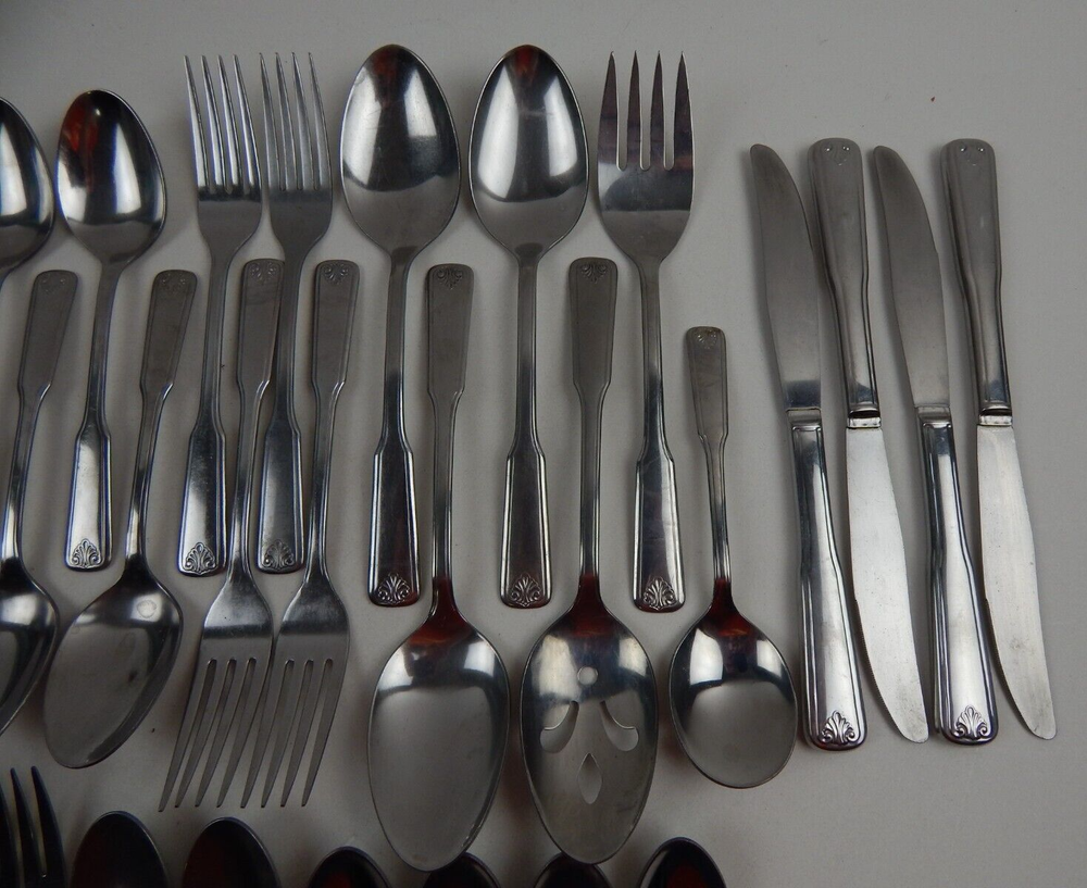 Oneida SHELTON Custom Stainless Flatware Spoons Forks Knives 54pc