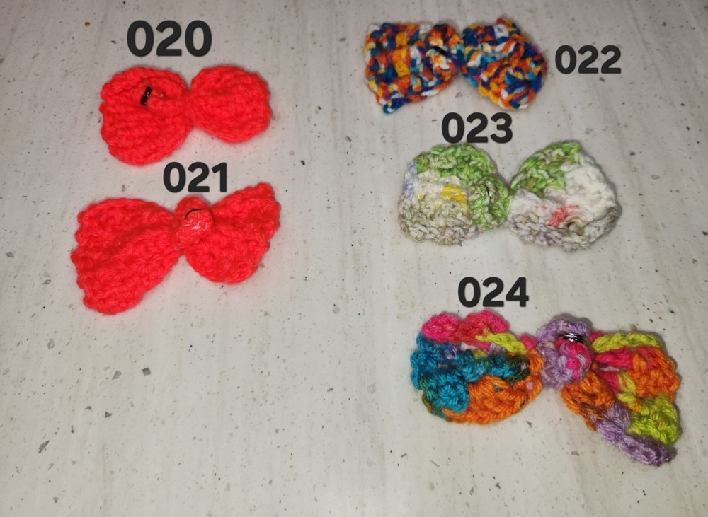 Crochet Medium Pet Bow with Snaps