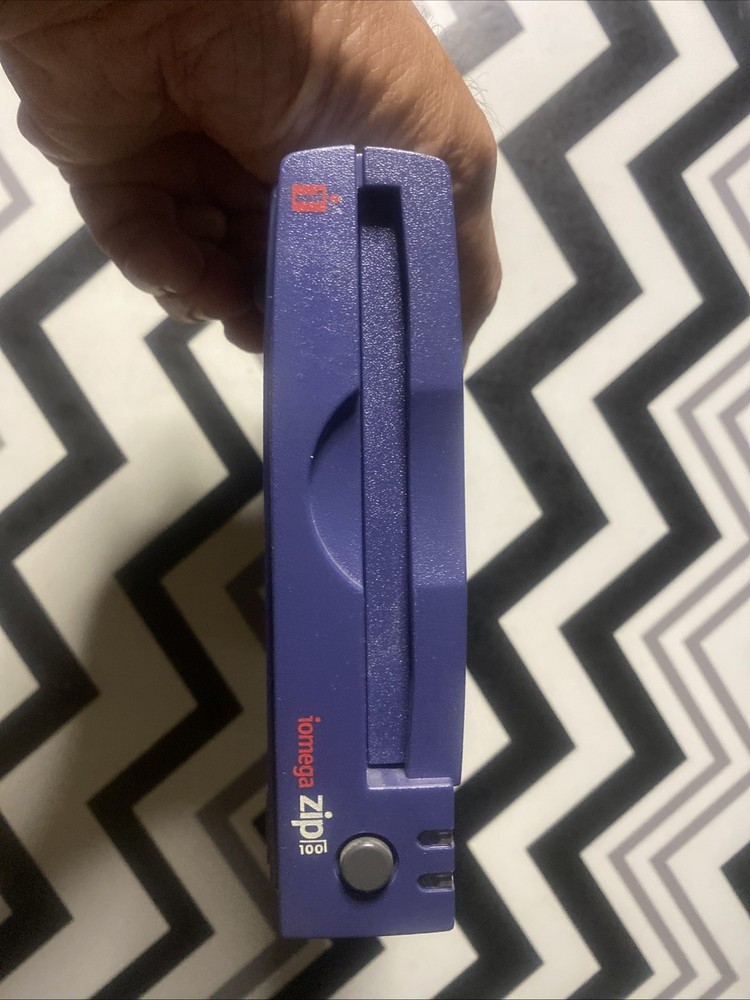 Iomega External Parallel ZIP-100 Drive Z100P2 W/ Cables & AC Adapter UNTESTED