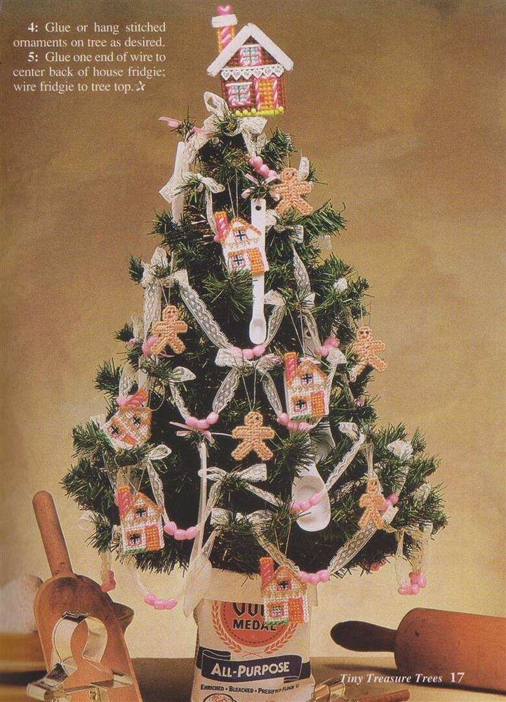 VHTF!!! OOP!!! PLASTIC CANVAS TINY TREASURE TREES MUST SEE!!!