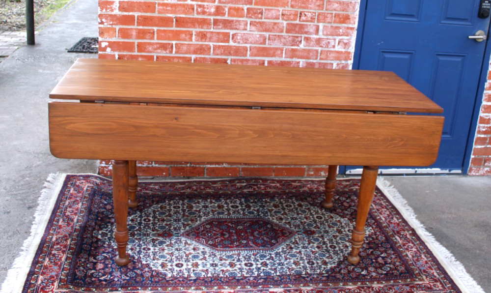 English Antique Pine Drop Leaf Table / Kitchen Table /Dining Table