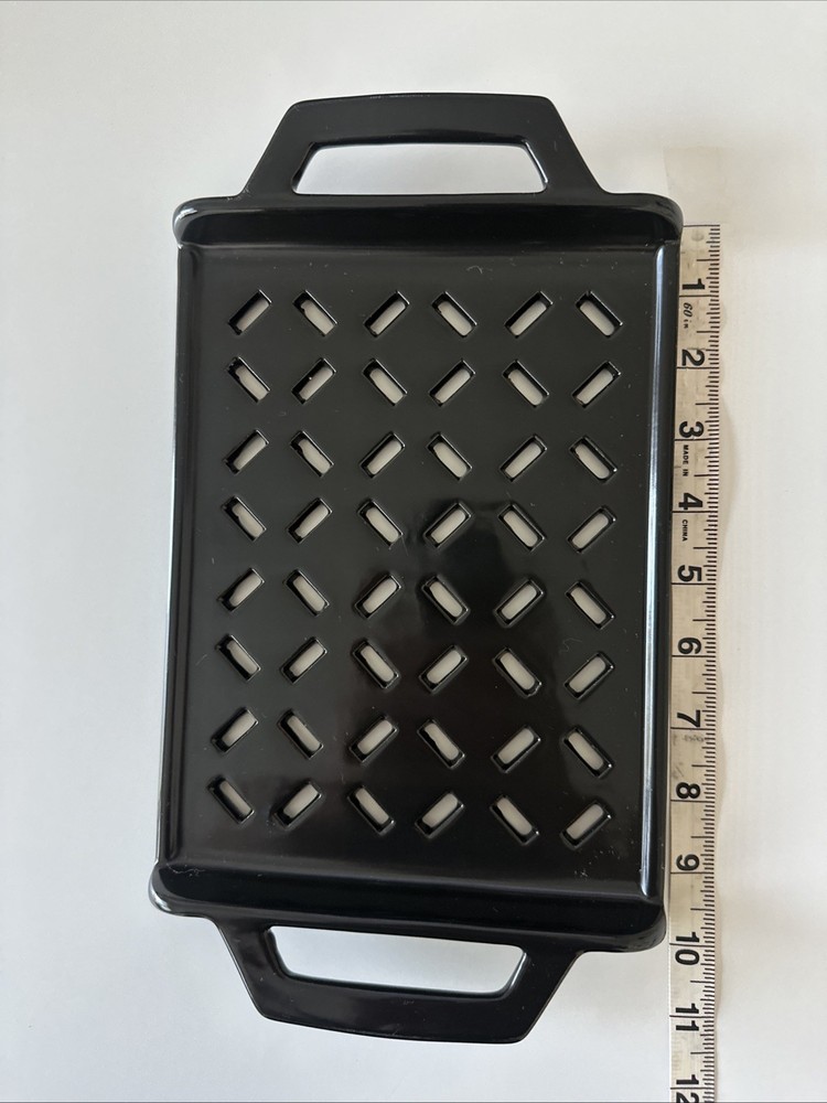 Sur La Table Ceramic Grill Topper- Never Used-Excellent