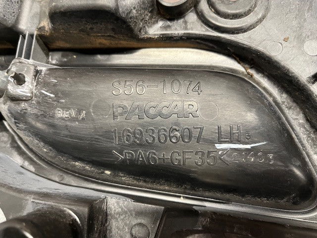 PETERBILT PETERBILT HANDLE-INSIDE RELEASE LH S56-6063 S56-1074