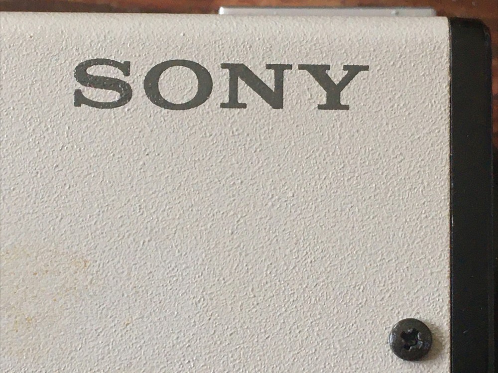 Sony AVC-D7 CCD Video Camera Microscope / Security C-Mount