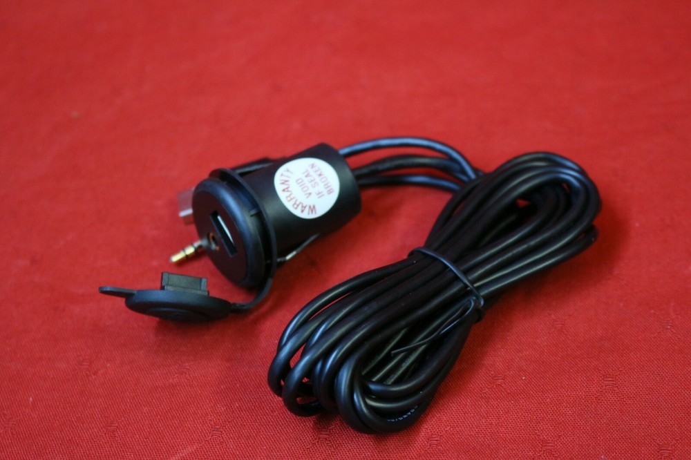 Install Bay IBR91 In-Dash USB and 3.5mm Aux input Knockout Panel, NEW, #N1