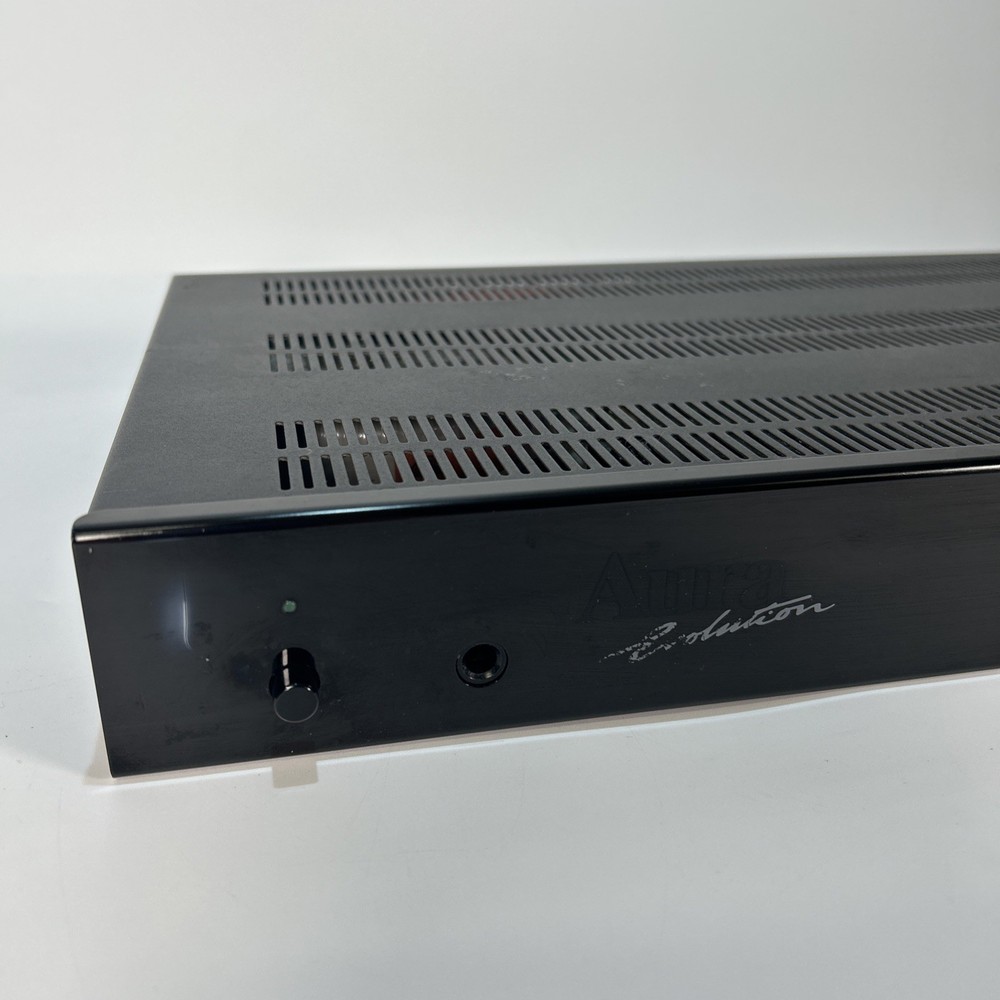 Aura Evolution AUV-100-MIR Stereo Integrated Amplifier (B&W) Black Working
