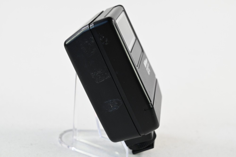 Nikon SB-18 Speedlight Flash #G523