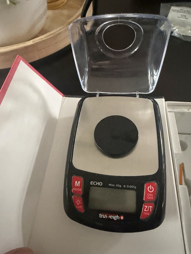 Echo Truweigh Digital Scale with LCD Display