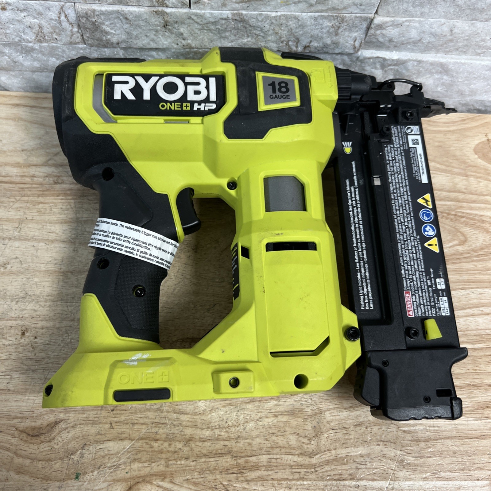 Ryobi One+ HP 18v Brushless Brad Nailer Tool Only (P322) - FOR PARTS OR REPAIR