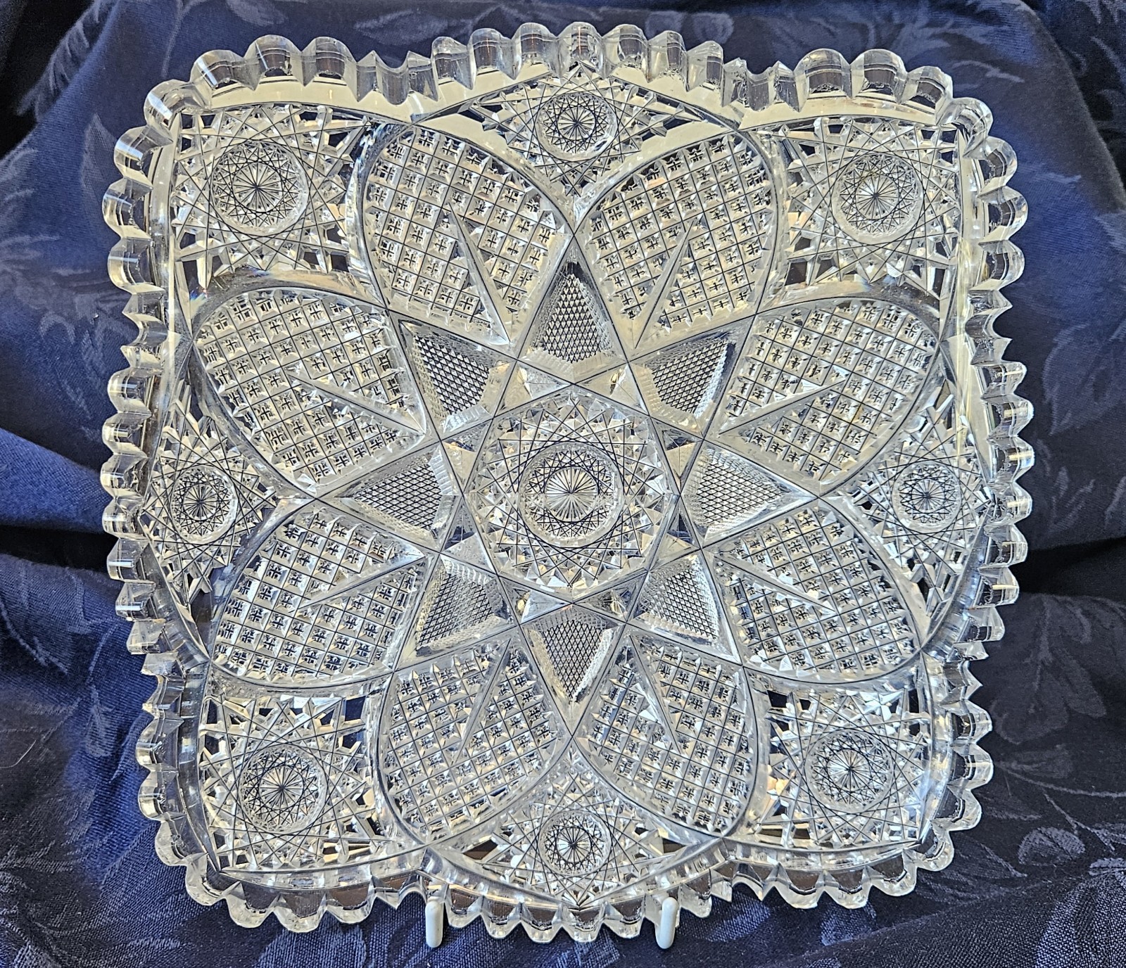 Hawkes "Aberdeen" pattern American Brilliant Cut Glass low dish w sawtooth Rim