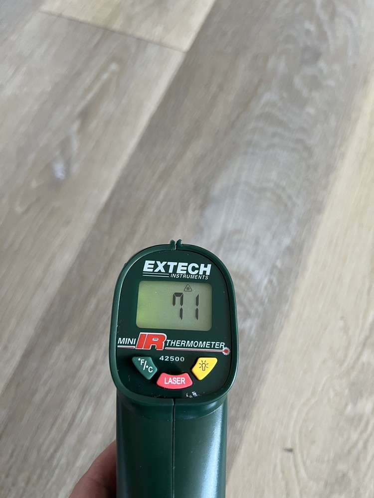 Extech 42500 Mini Laser IR Thermometer