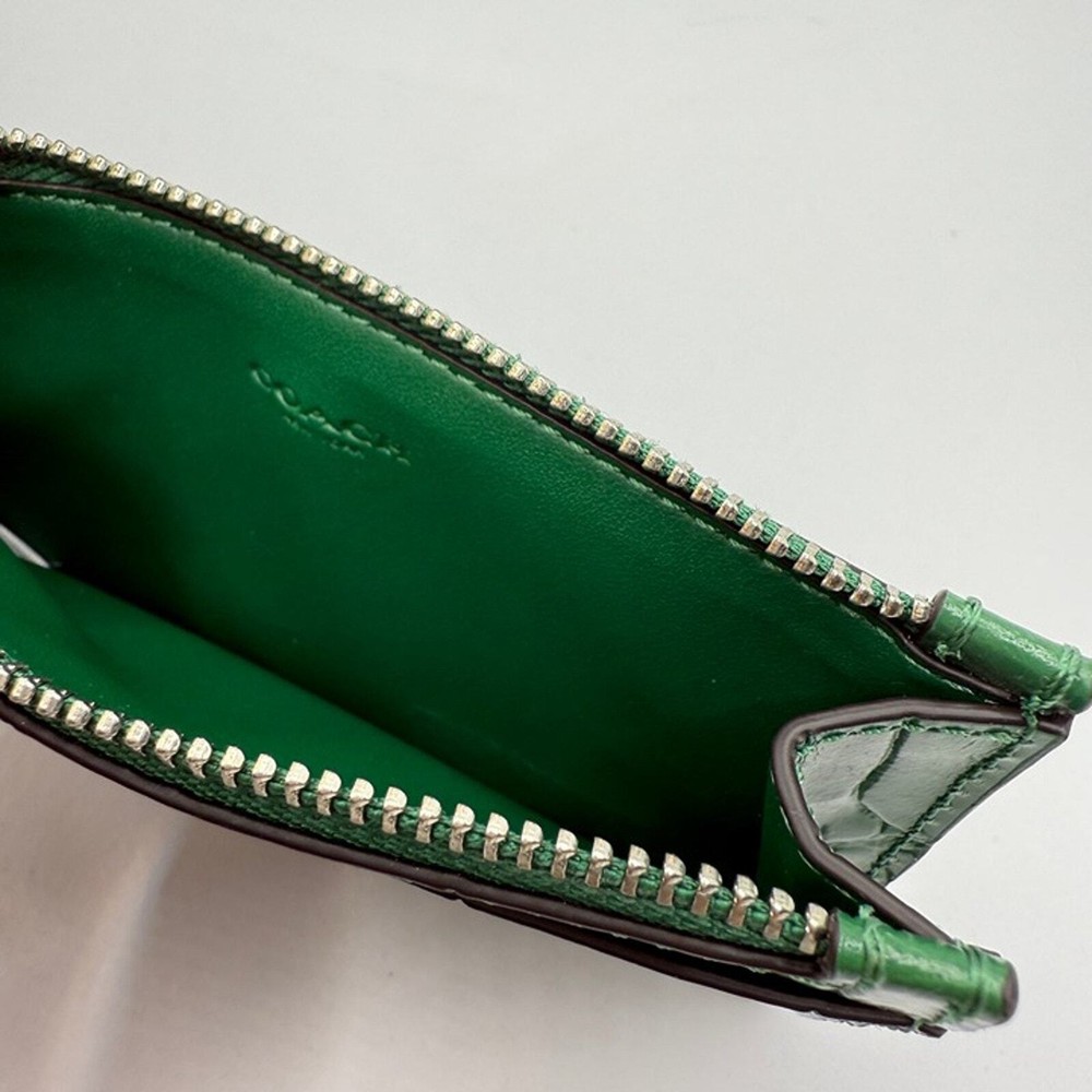 Coach Zip Card Case CW433 Crocodile-embossed leather