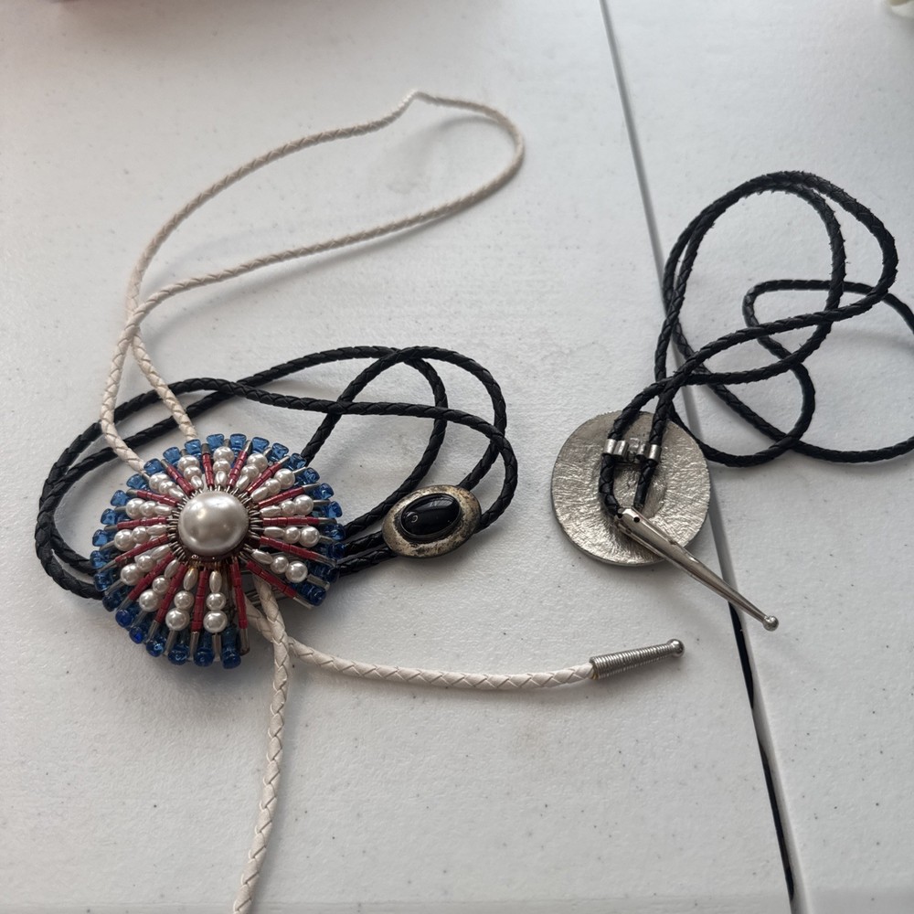 VINTAGE BOLO TIE LOT !!!