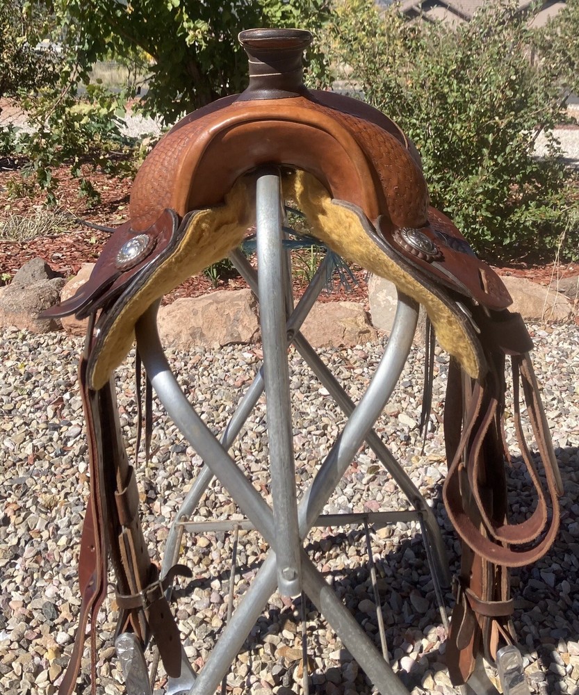 Buffalo Saddle Model 1550