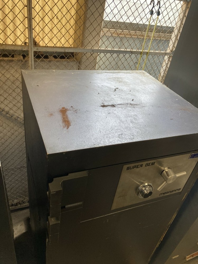 MEGASAFE Drop & Depository Safe , Super GEM