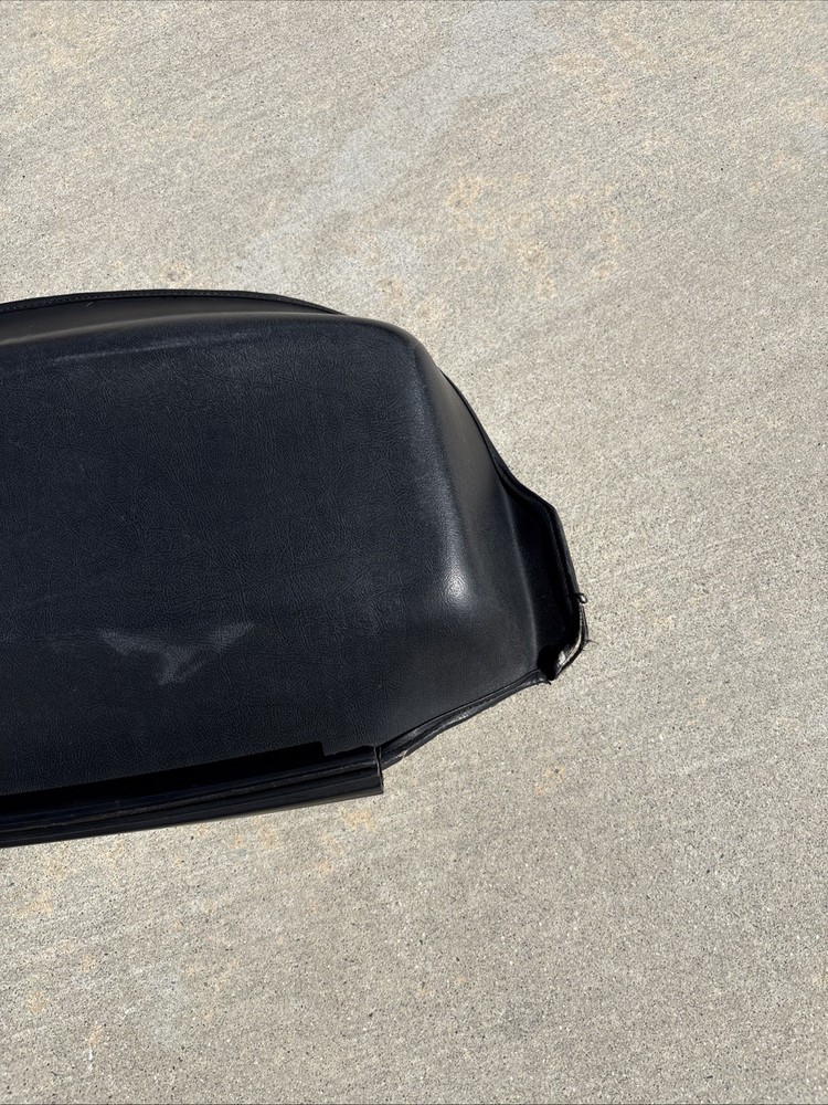 READ DESCRIPTION Celica Tonneau Used.