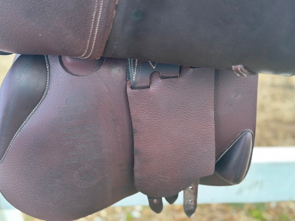 Devecoux Barritz 2AA Med Tree Butter Soft Excellent Condition