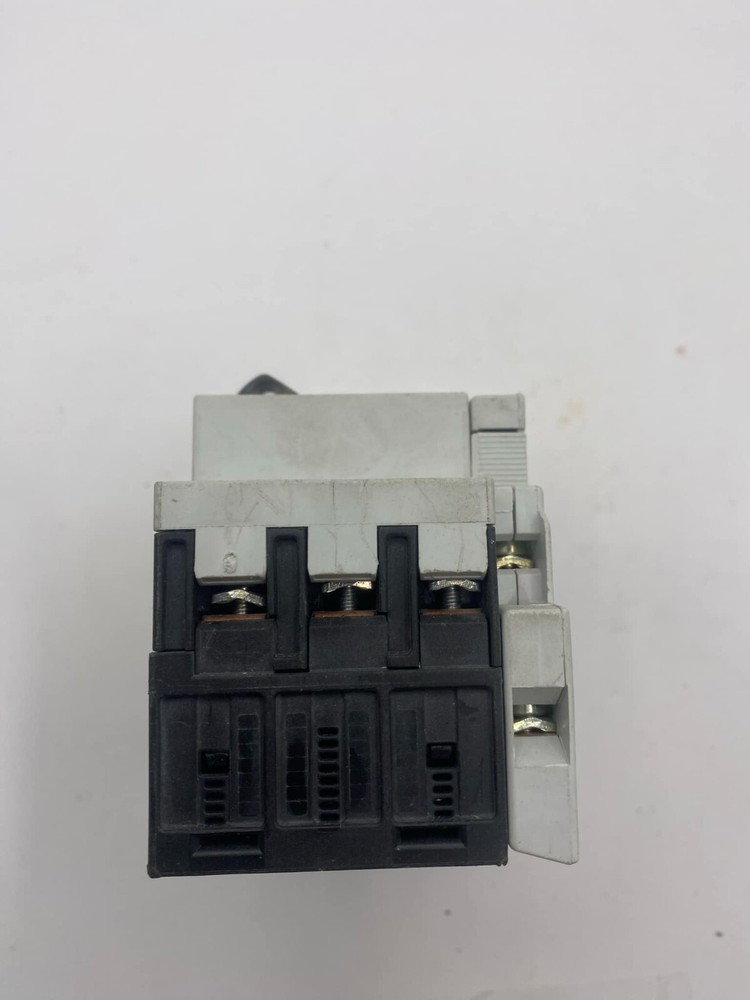 Siemens sirius 3RV1011-FA10 Manual Combination Starter motor controller