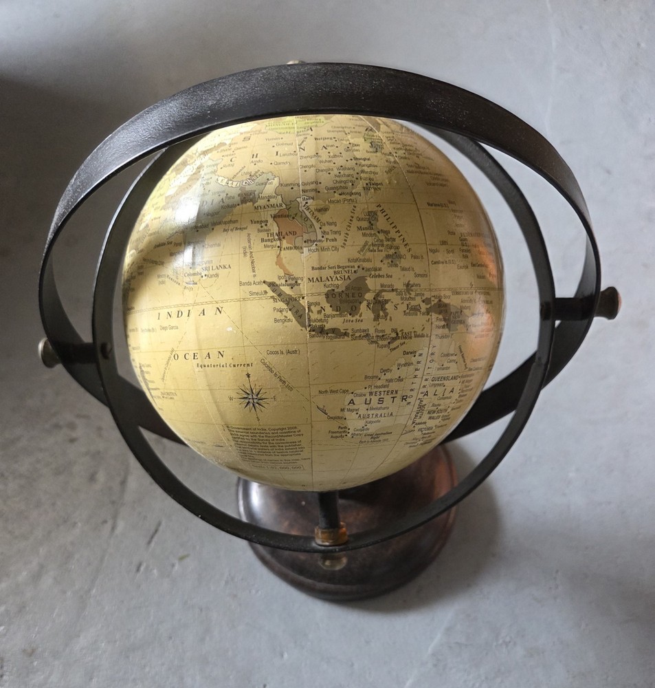 Antique Earth Mini Globe Rotating And Swivels