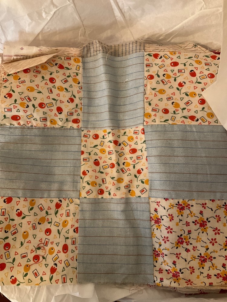 VINTAGE 19 Quilt Squares - 2 Patterns (6 9-Block and 13 Leaf) - 9”