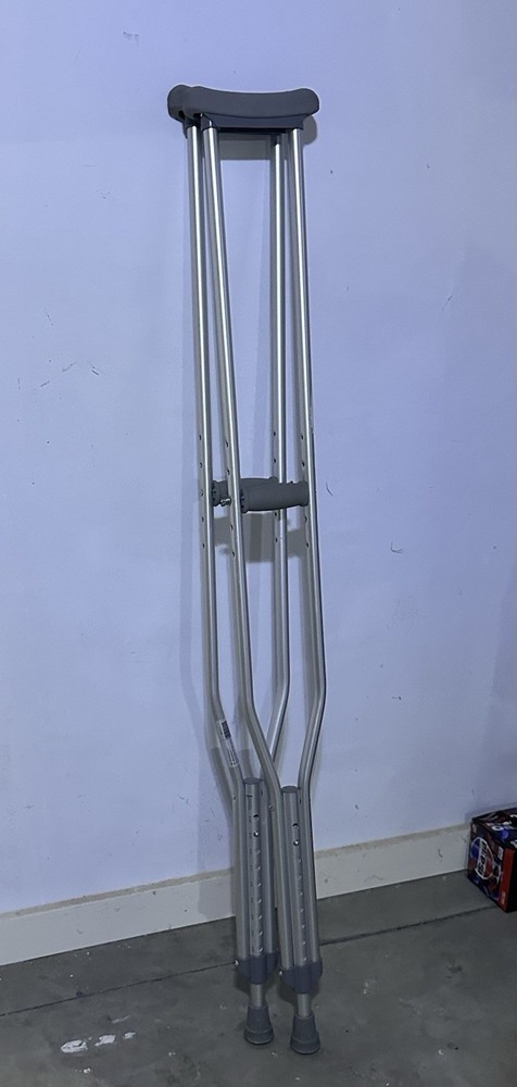 Adult Crutches