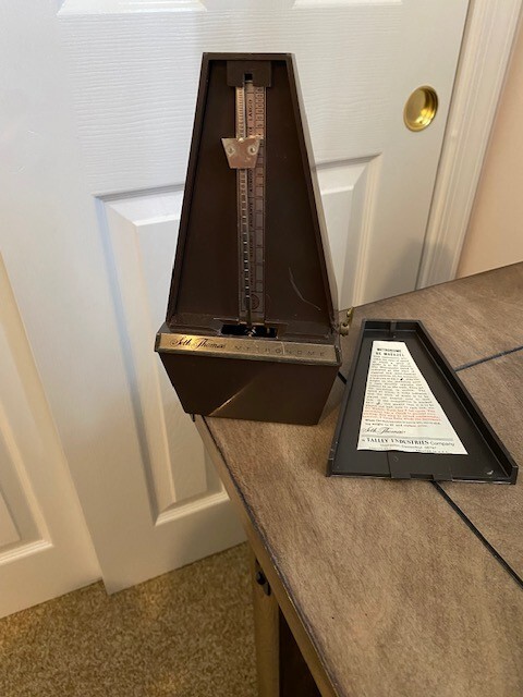 Vintage Seth Thomas Metronome Model# 1104  Conductor