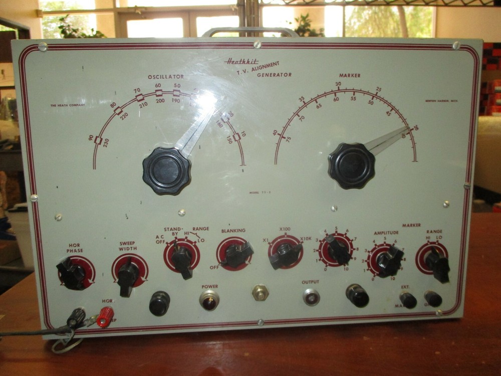 Very Rare Heathkit  Model TS-2 Used  T.V. Alignment Generator