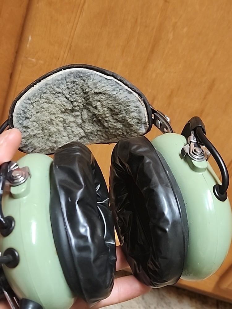 David Clark TSO-C58a Aviation Headset Model M-4 UNTESTED