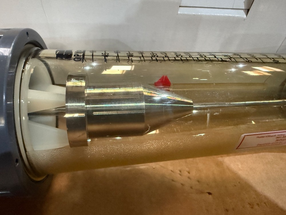 DWYER INSTRUMENTS Polycarbonate Flowmeter LFMF-16-I2