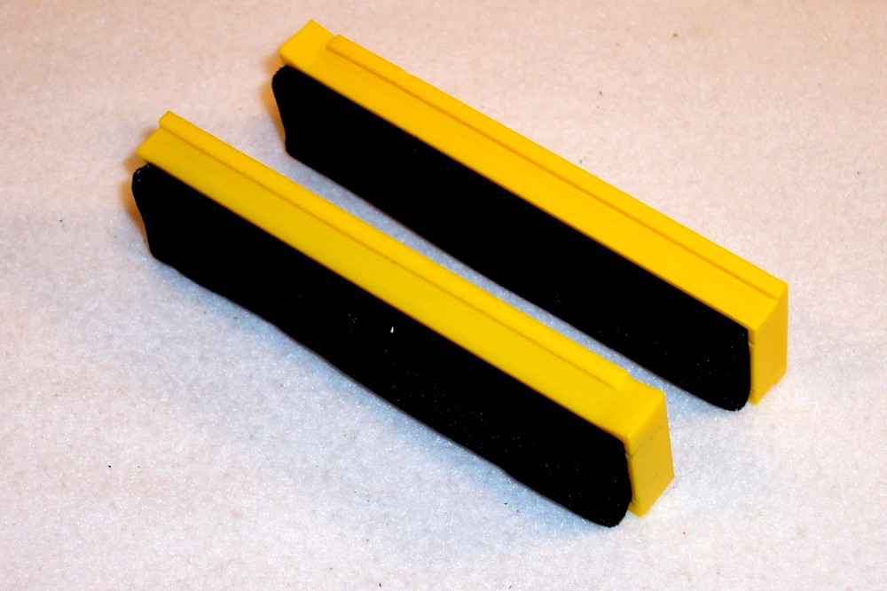 NIB / NOS SPIN CLEAN RECORD WASHER BRUSH SET
