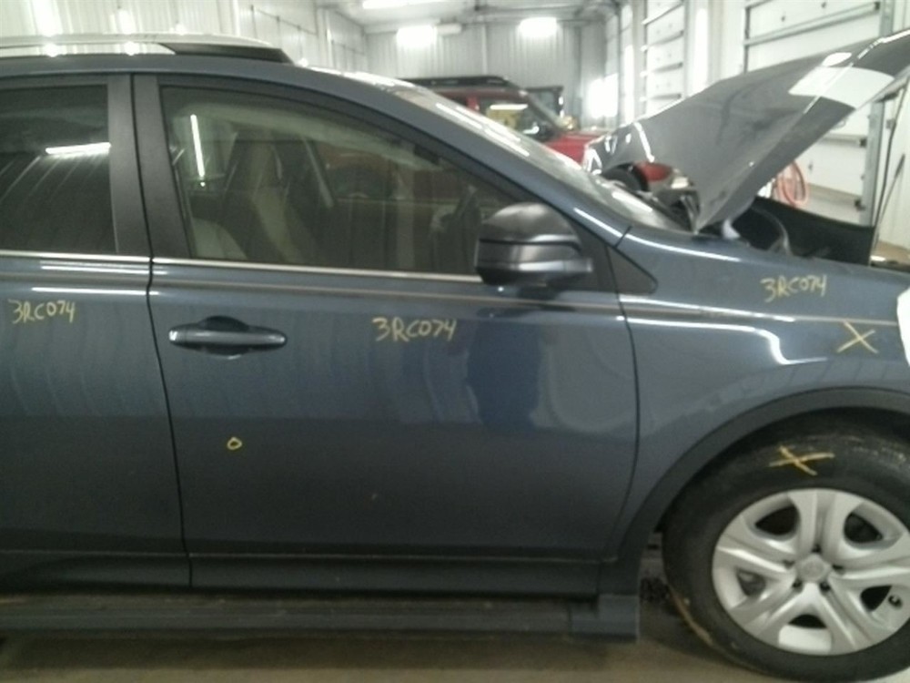 RAV 4 2013 Keys/Latches/Locks 104822186