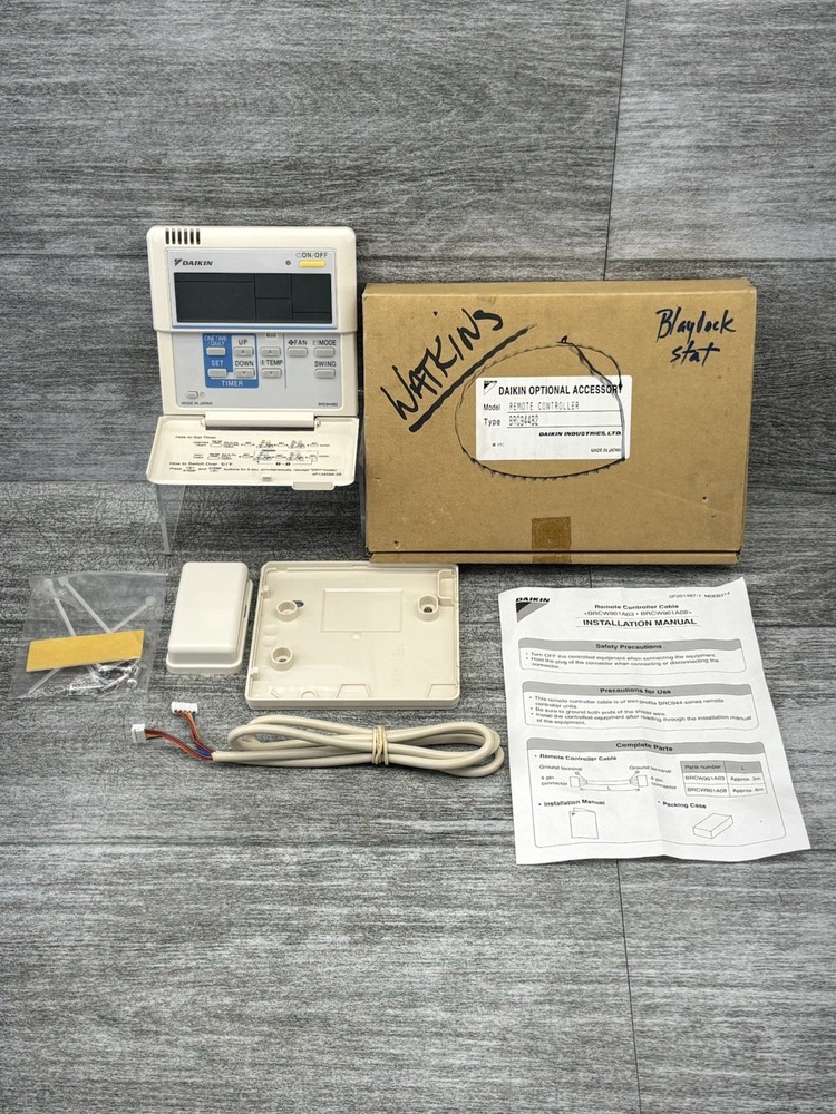 DAIKIN Remote Controller BRC944B2 w/Remote Controller Cable & Hardware Open Box