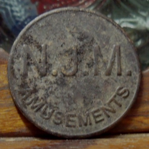 N. J. M. AMUSEMENTS VINTAGE ARCADE TOKEN