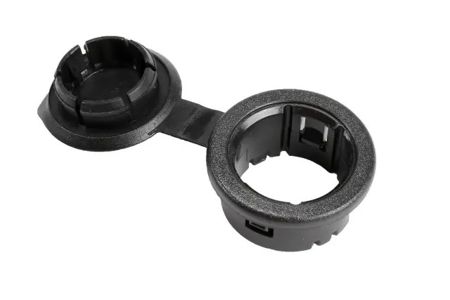Genuine GM Power Outlet Retainer 15187371